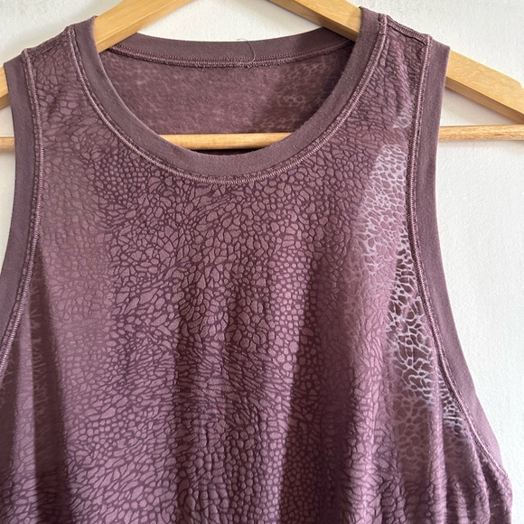 Lululemon Athletica Purple Timeless Classic Tank Top Size Small EUC - Picture 8 of 11